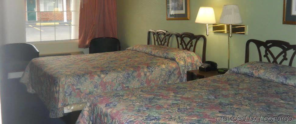 Adams Inn Dothan Exteriör bild